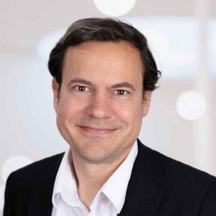 Jeroen Lemmens is universitair docent Entertainment Communication aan de afdeling Communicatiewetenschap/ASCoR van de Universiteit van Amsterdam.